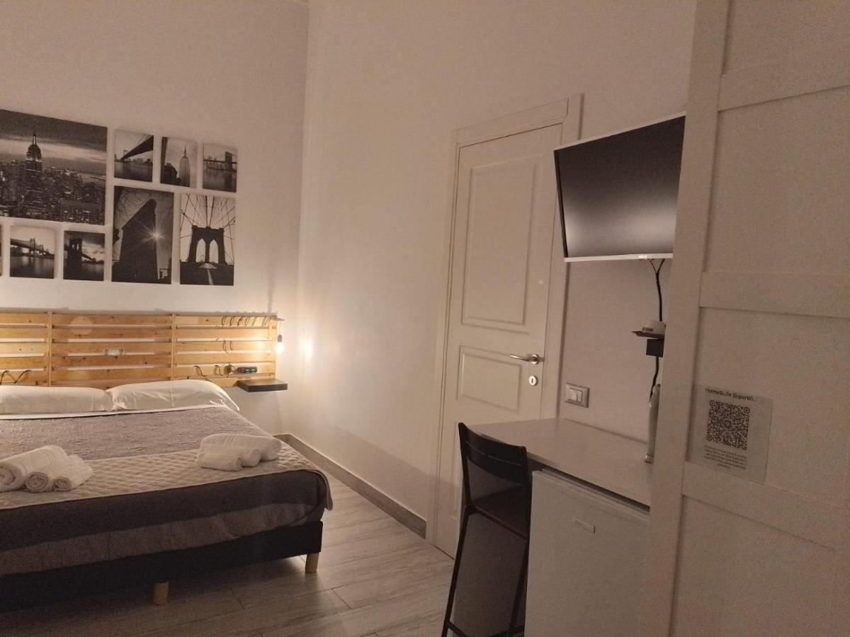 La Casa Del Rione Sanita' Hotel Napoli Bagian luar foto