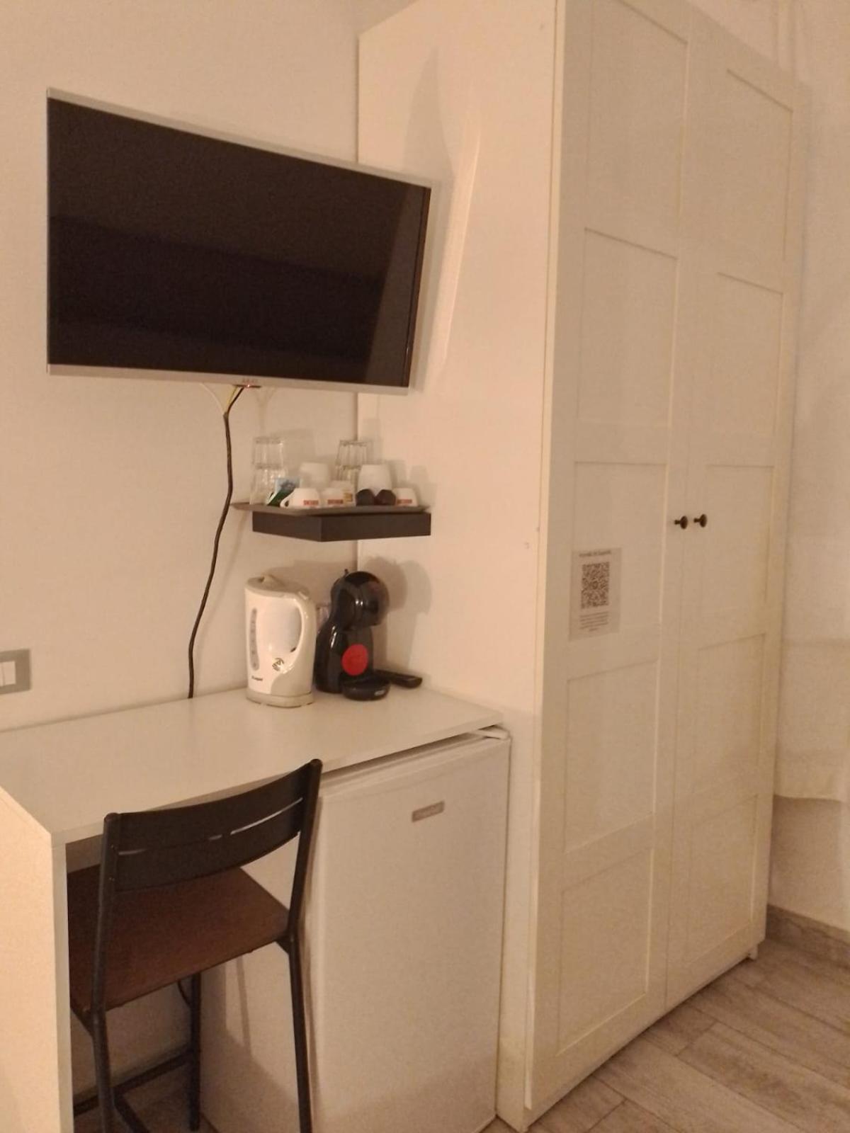 La Casa Del Rione Sanita' Hotel Napoli Bagian luar foto